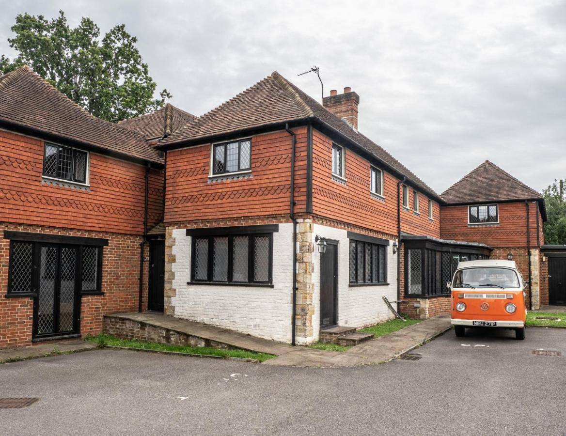 2 Ringles Place Uckfield Exterior photo